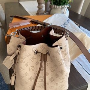 Louis Vuitton monogram Mahina Muria